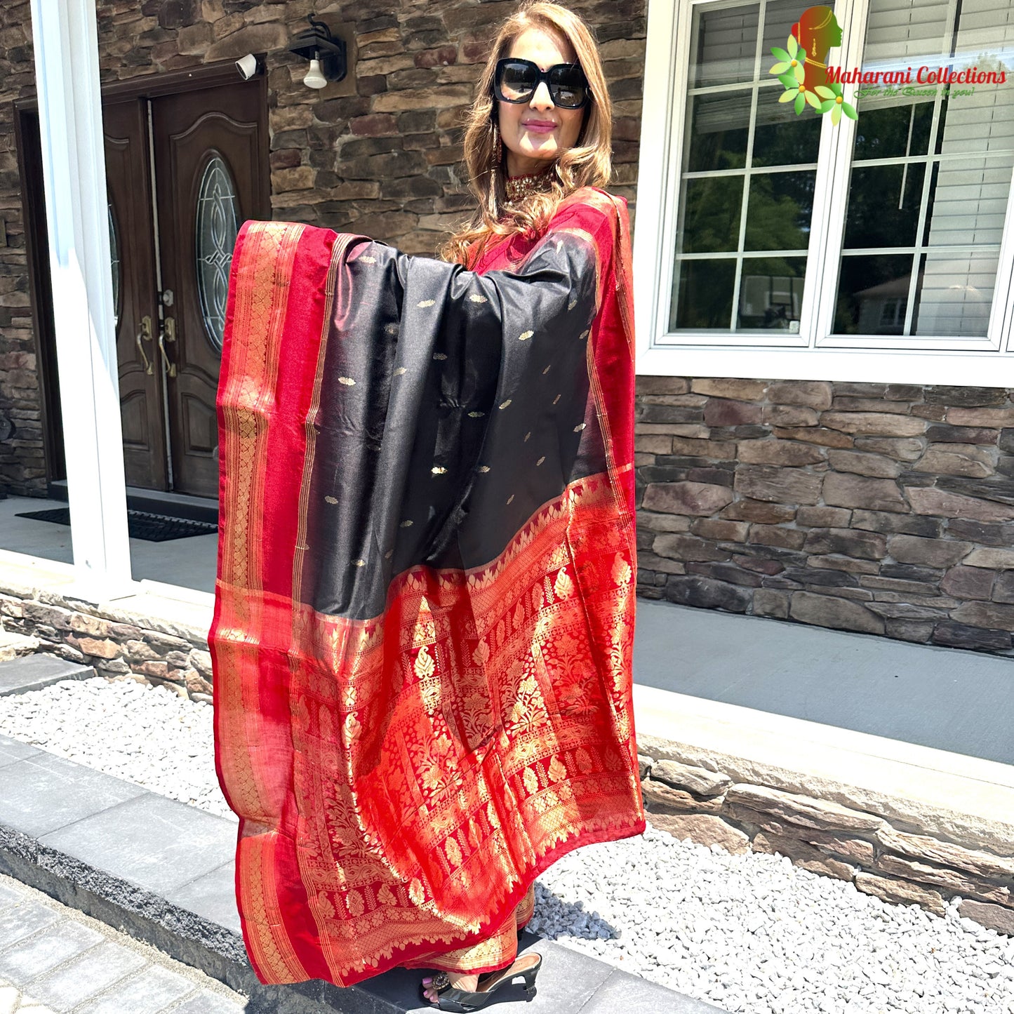 Maharani's Pure Banarasi Silk Saree - Black (with stitched Petticoat)