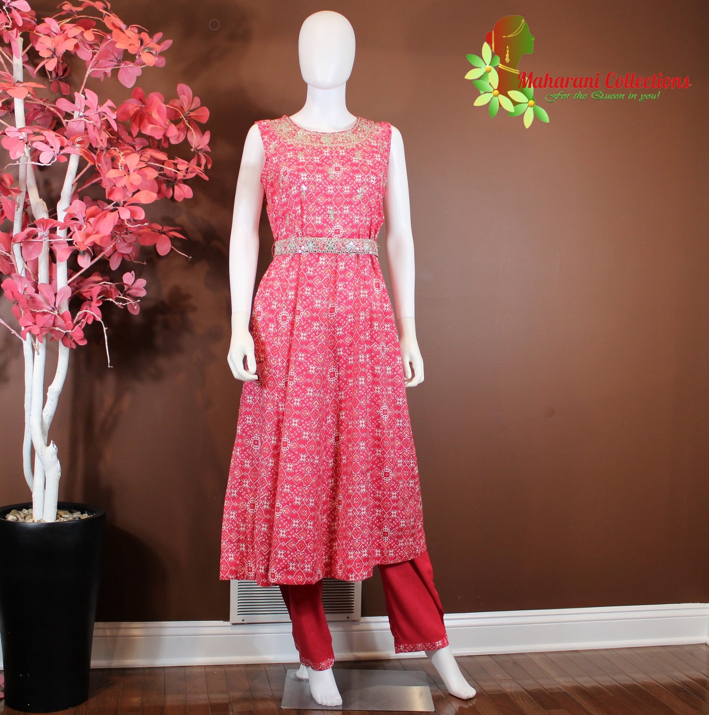 Maharani's Suit with Pants and Dupatta - Pink (L) - Pure Muslin Silk
