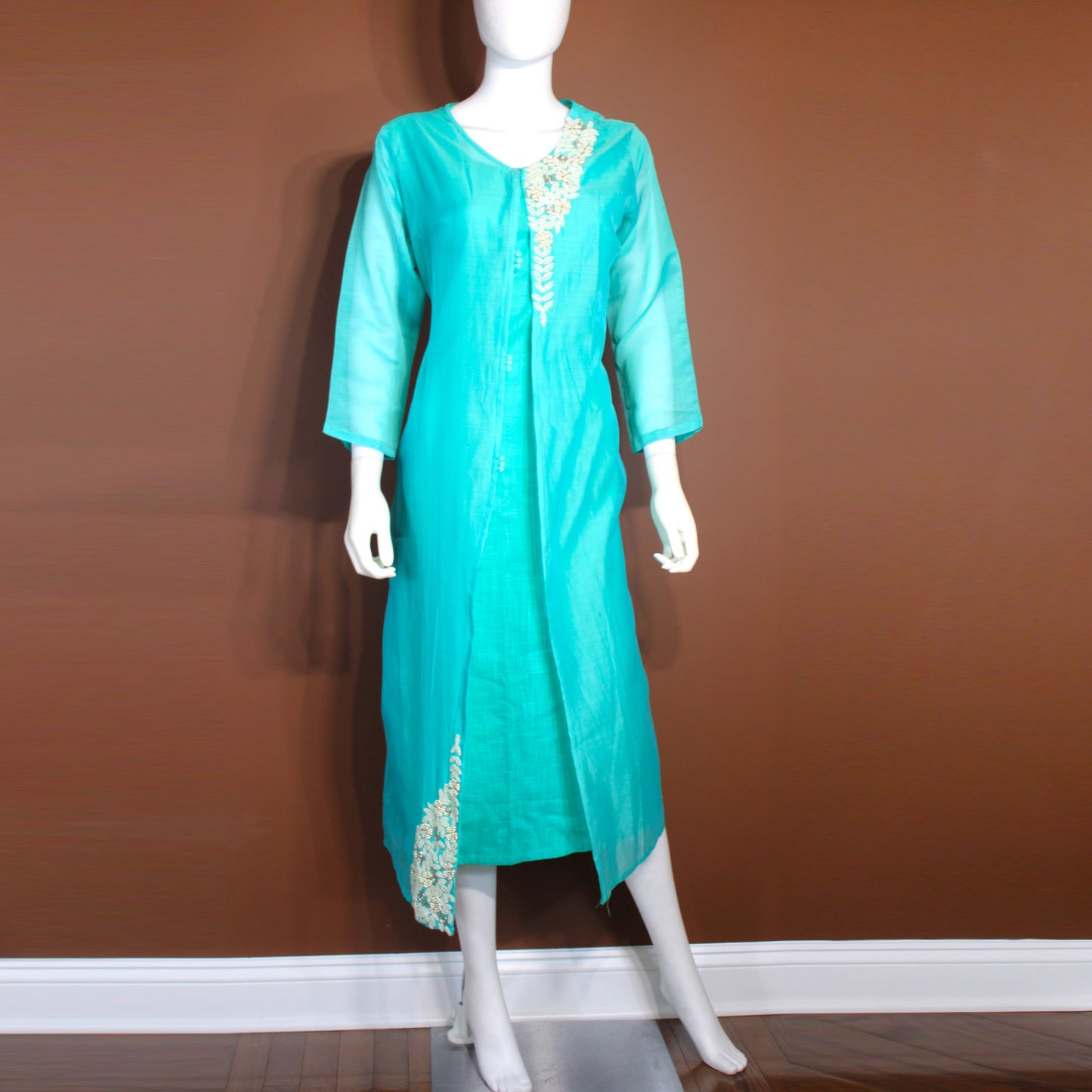 Maharani's Long Dress - Satin Silk - Green (L)
