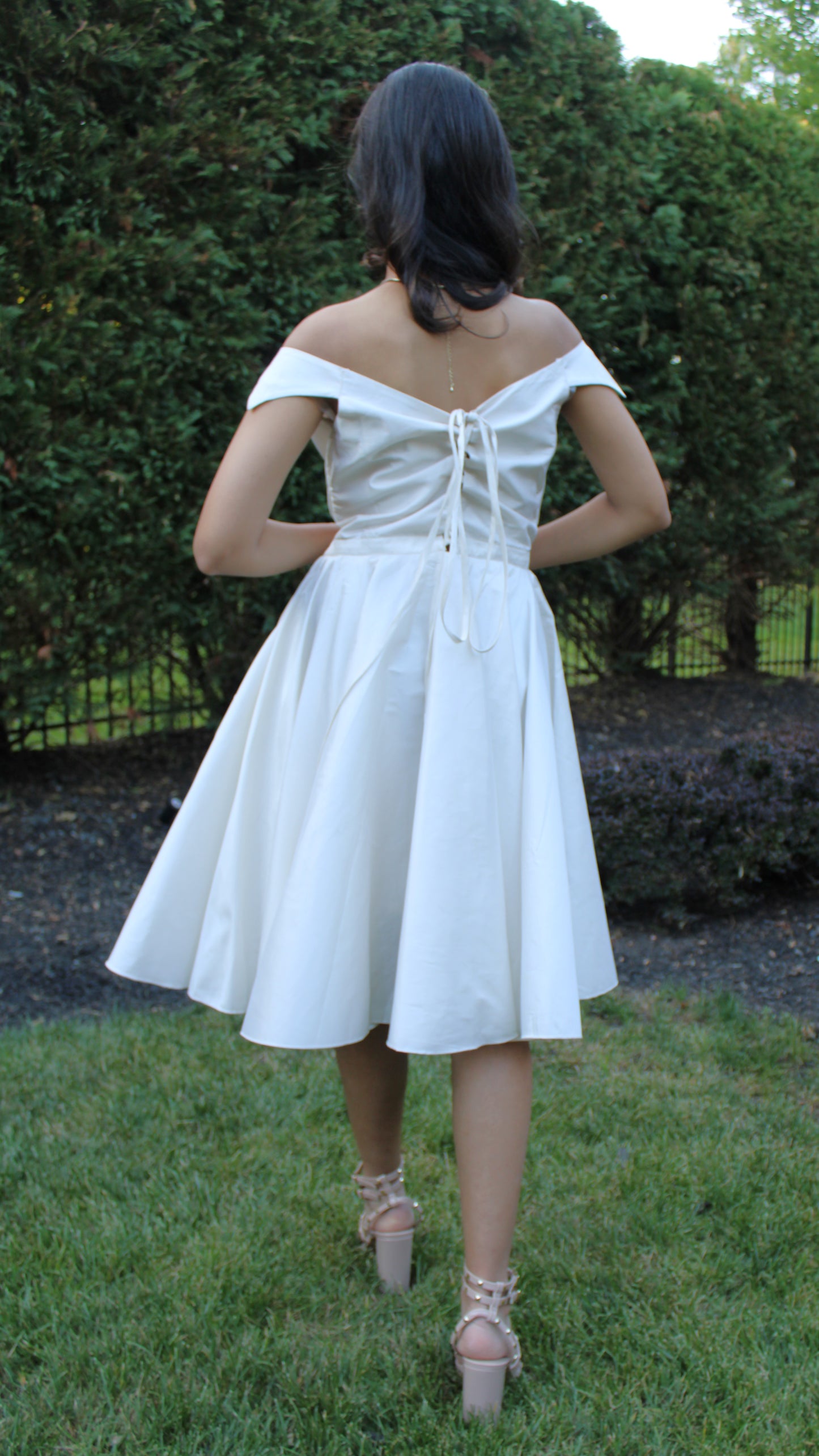 Maharani's Designer Silk Evening Dress - Cream (S)