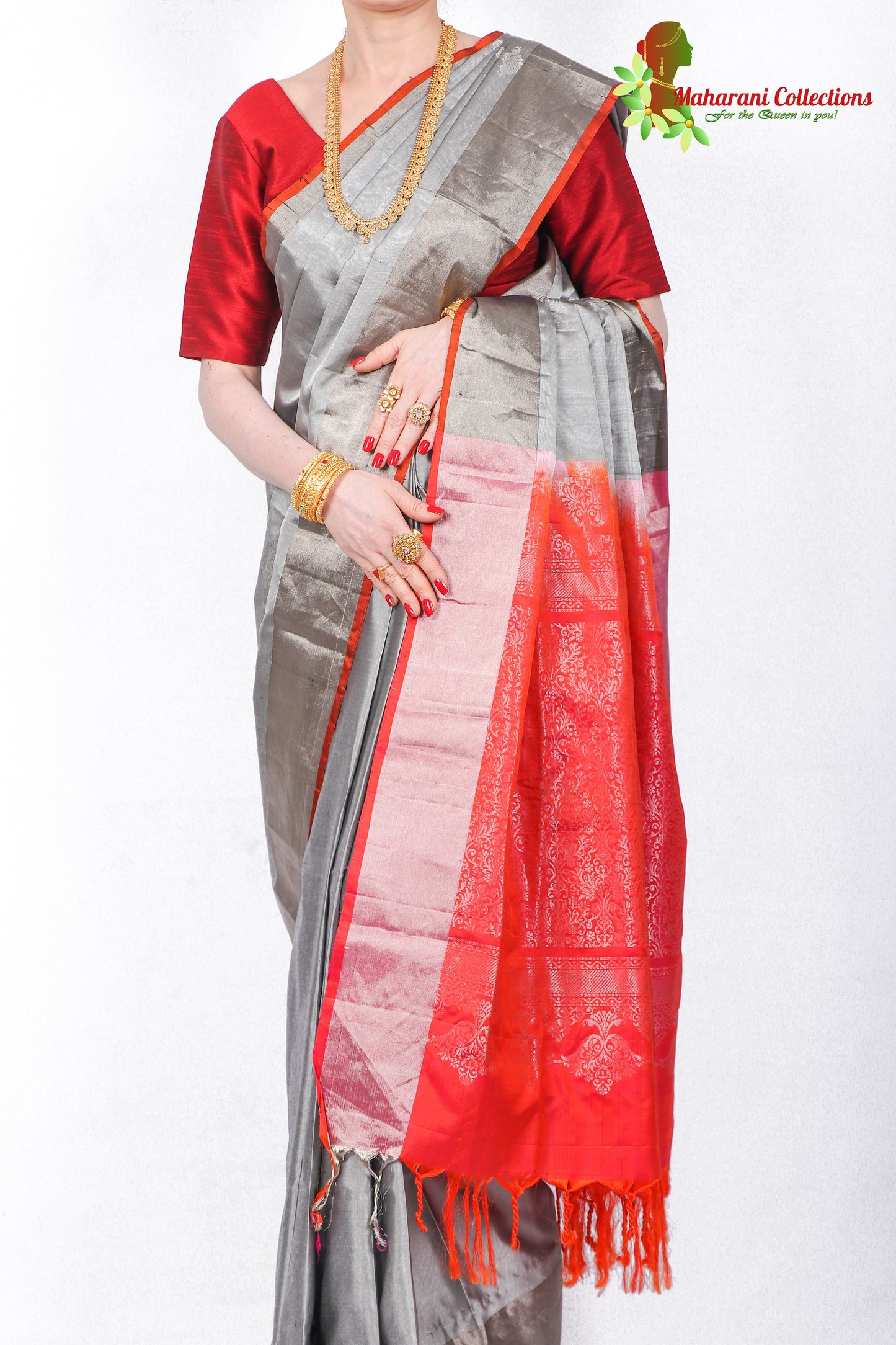 Maharani's Pure Handloom Kanjivaram Silk Saree - Slate Grey with Red Pallu and Silver Zari Border
