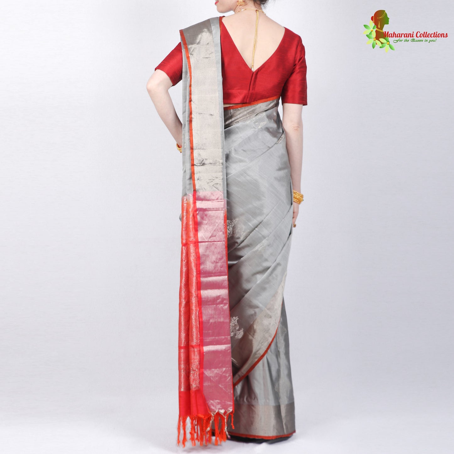 Maharani's Pure Handloom Kanjivaram Silk Saree - Slate Grey with Red Pallu and Silver Zari Border