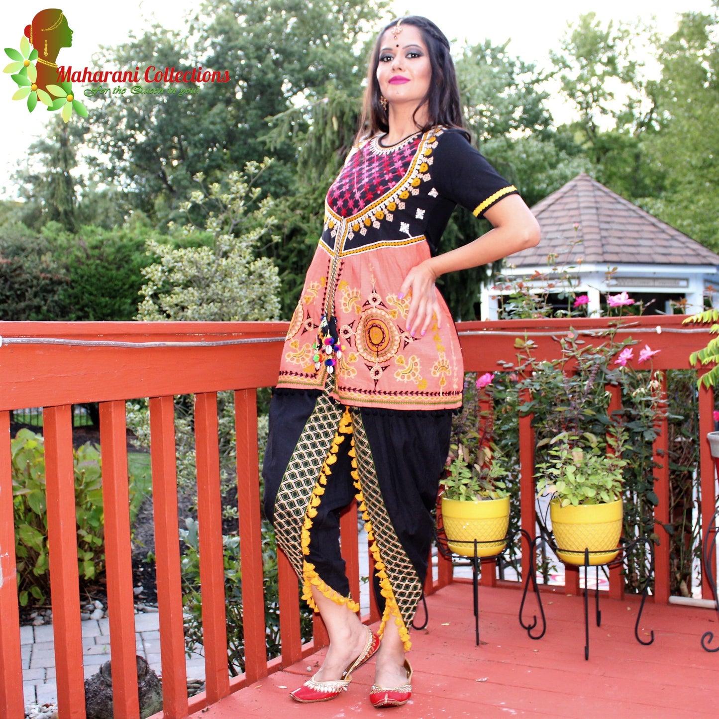Maharani's Tulip Pant and Choli (Dhoti Choli) - Peach/Black (M)