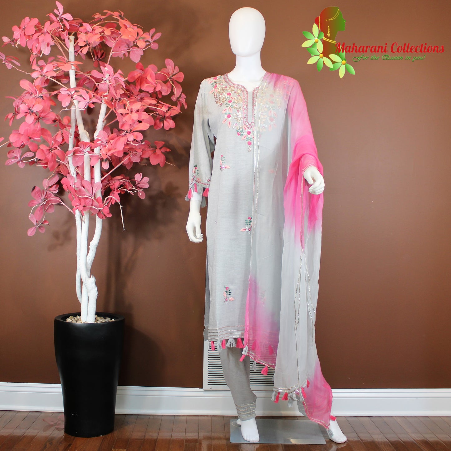 Maharani's Suit with Pants and Dupatta - Grey (M) - Pure Muslin Silk