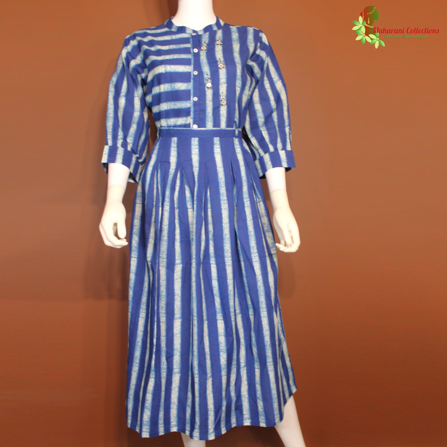 Maharani's Long Dress - Soft cotton - Blue & White (M)