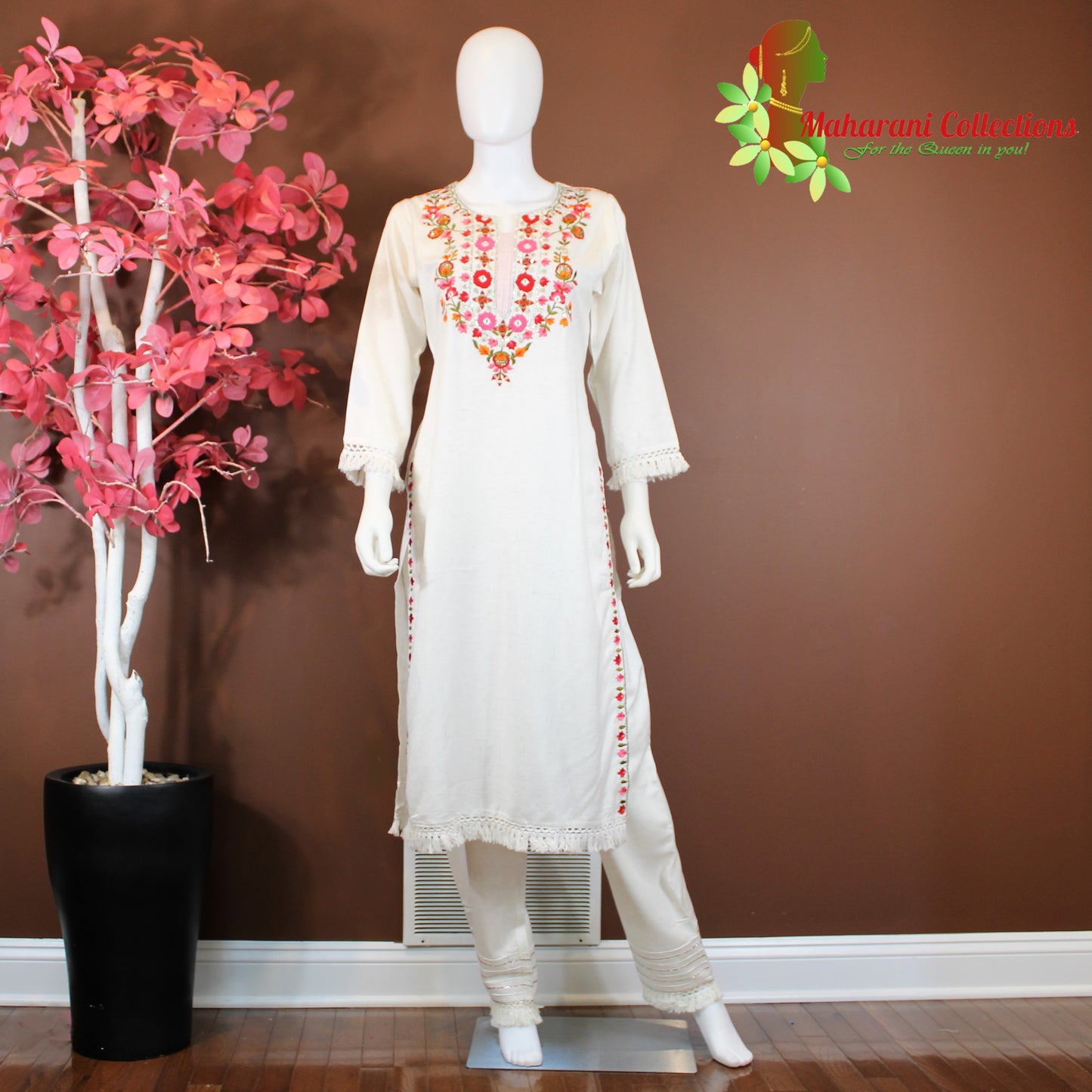 Maharani's Suit with Pants and Dupatta - Light Cream (M) - Pure Muslin Silk
