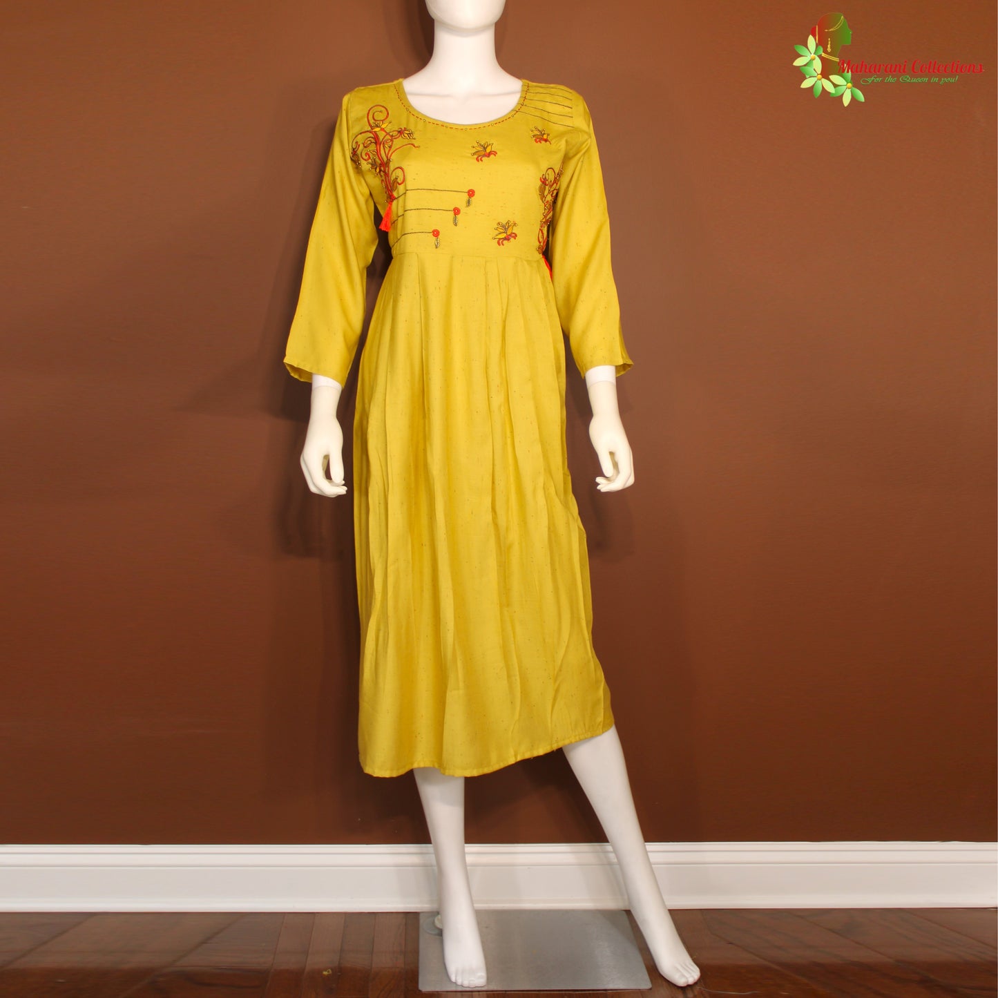 Maharani's Long Dress - Soft Cotton - Light Yellow (M)