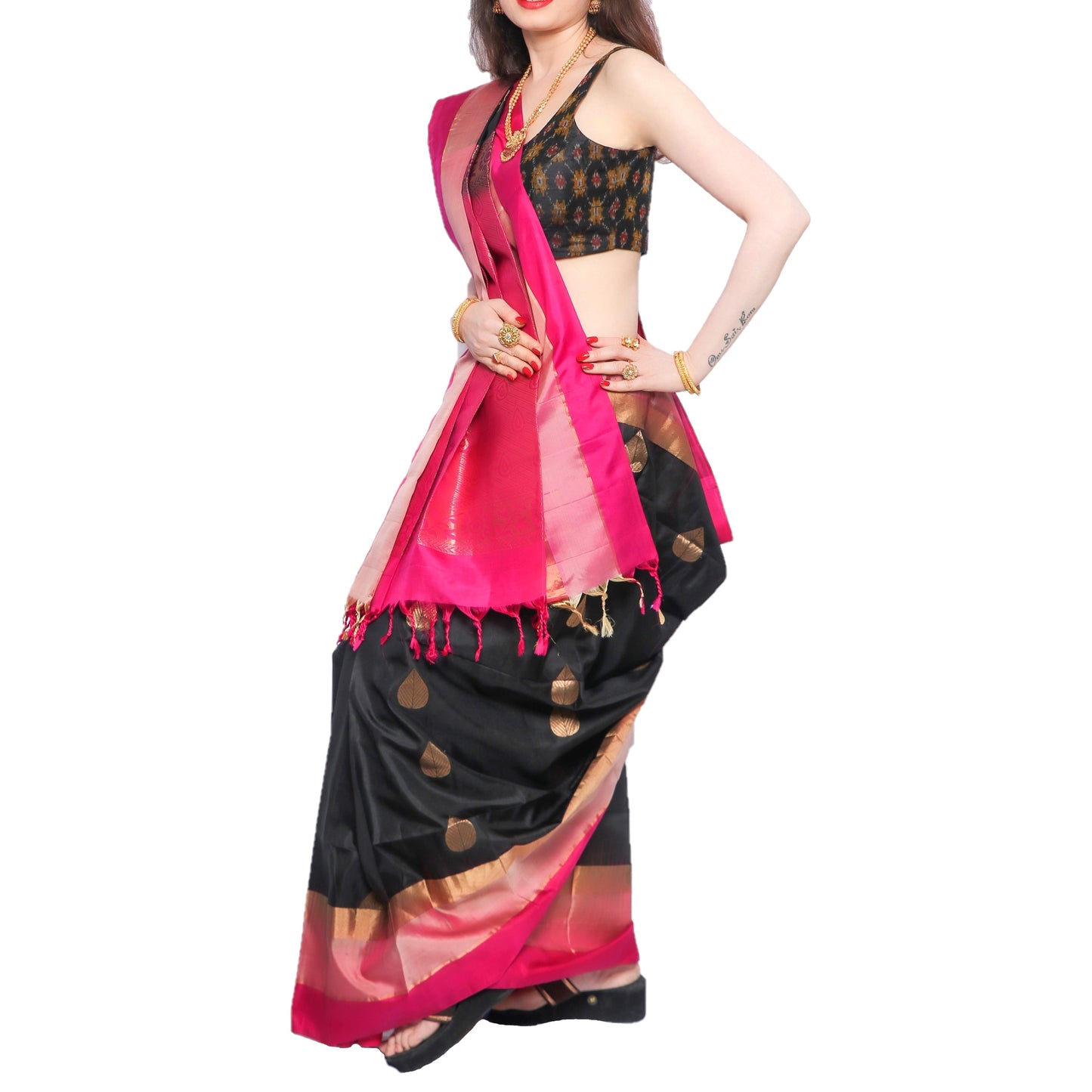 Maharani's Pure Handloom Kanjivaram Silk Saree - Black with Pink and Golden Border and Pallu