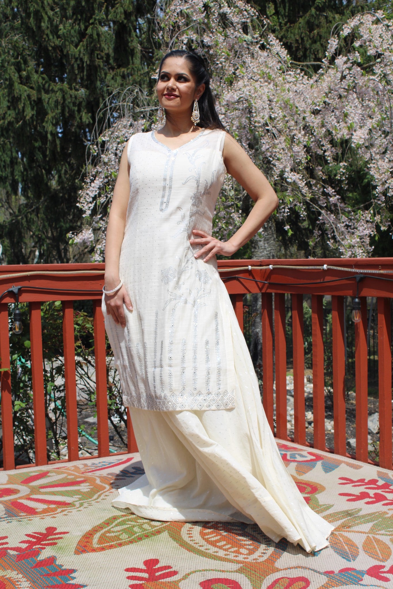 Maharani Collection's Elegant Anarkali Suit. A mix of Indian Tradition and Contemporary Design